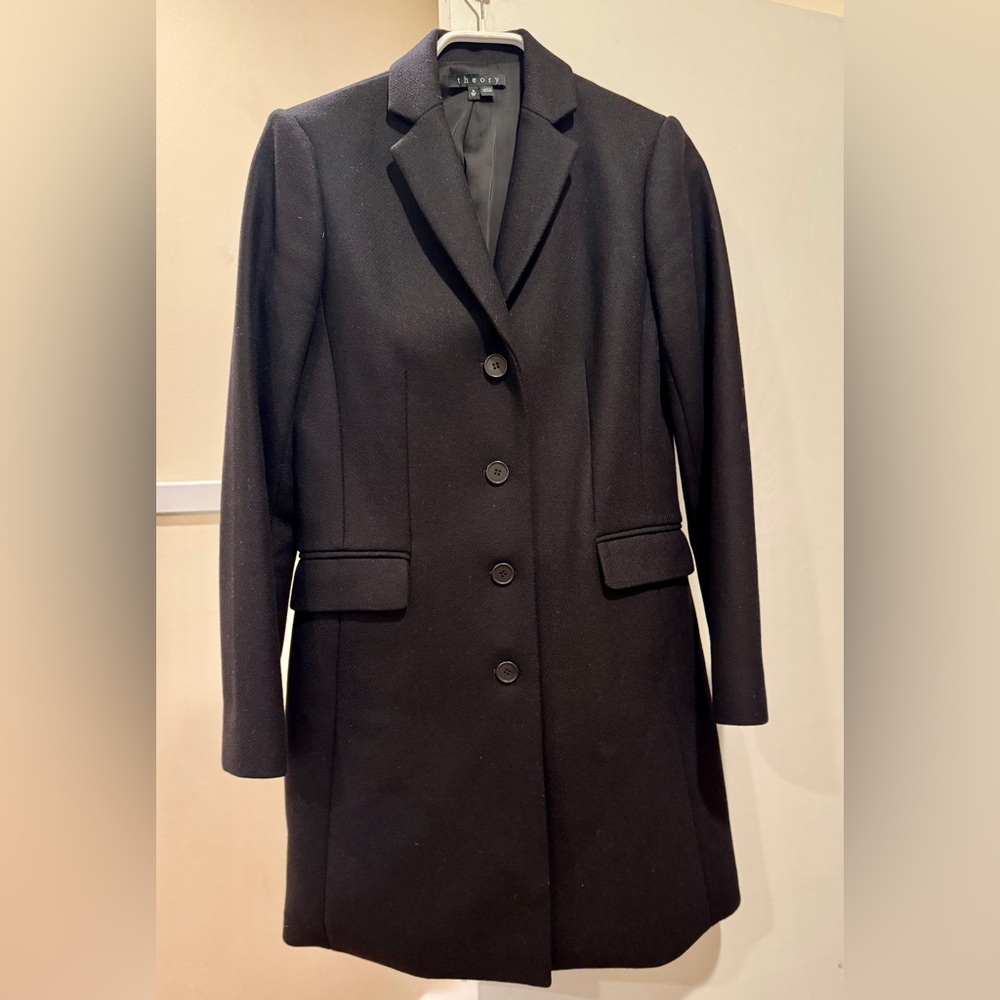 Theory Women’s Black Coat, size Petite
